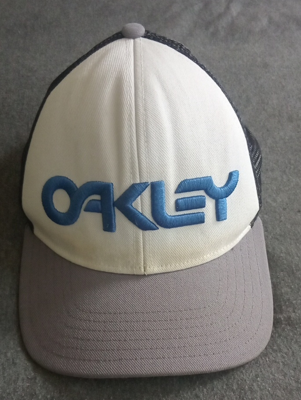 Oakley White & Gray Trucker Cap with Blue Logo